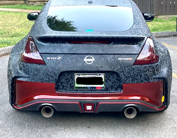 VVIVID+ Holographic Gloss Weave Red vinyl wrap